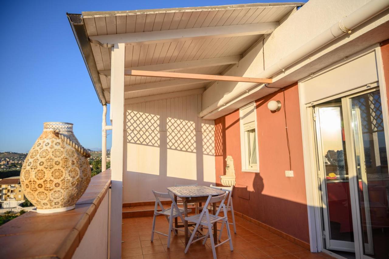 Attico Panoramico Agrigento Apartment Luaran gambar